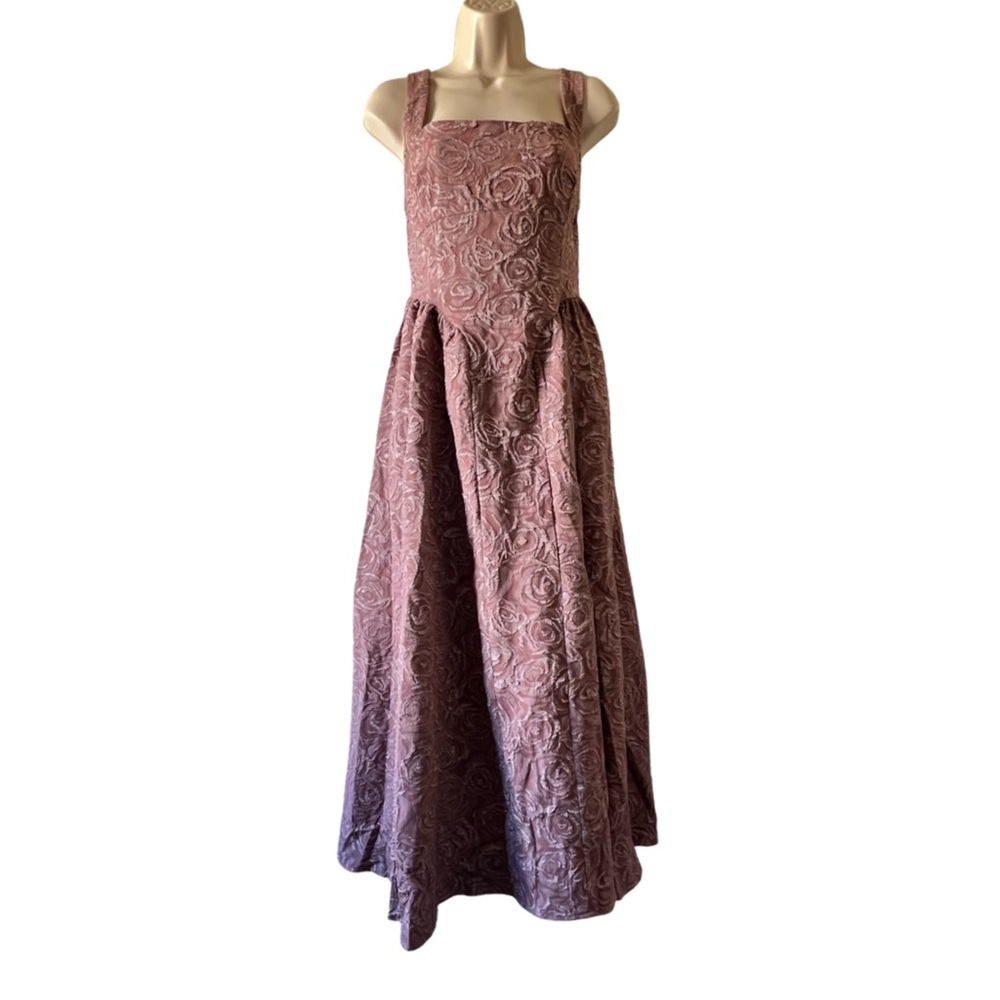 Blu Pepper Dusty Rose Rose-Textured Maxi Dress